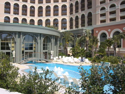 Monte Carlo Bay & Resort